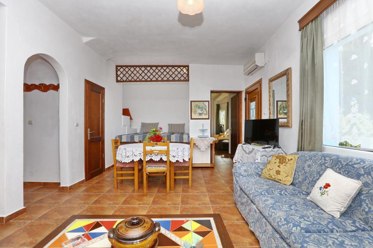 Aloni Villa Skopelos Town Exterior photo